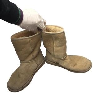 Short UGG Tan Boots Size: 7